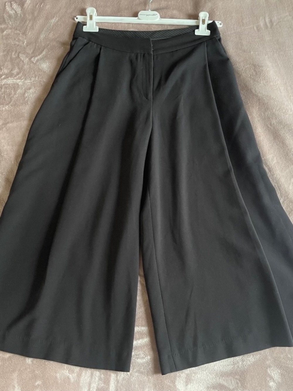 Victoria Beckham culottes